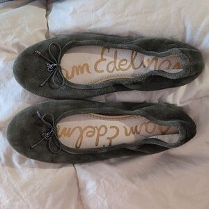 Sam Edelman dark forest green size 7 flats